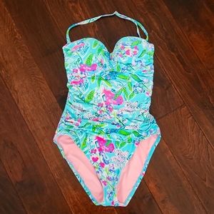 ☀️Lilly Pulitzer flamenco swim suit☀️